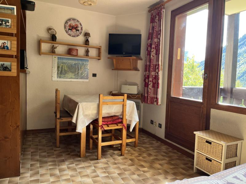 Ski verhuur Appartement 2 kamers 4 personen (DB5) - Résidence les Pariettes - Pralognan-la-Vanoise - Woonkamer