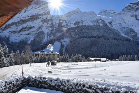 Rent in ski resort 4 room apartment 6 people - Chalet le 42 - Pralognan-la-Vanoise - Winter outside