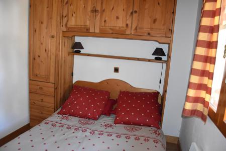 Rent in ski resort Studio 2 people - Chalet le 42 - Pralognan-la-Vanoise - Bedroom