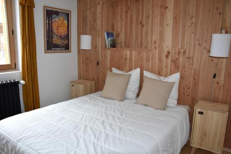 Rent in ski resort 6 room apartment 10 people - Chalet les Cibalins - Pralognan-la-Vanoise - Bedroom