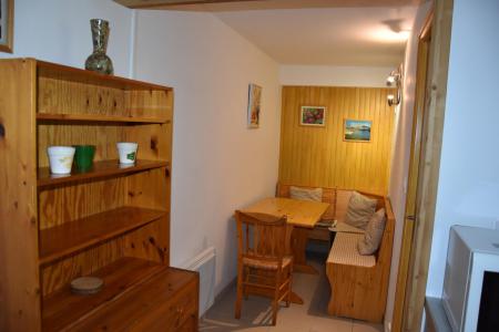 Rent in ski resort 2 room apartment 4 people - Chalet Namaste - Pralognan-la-Vanoise - Living room