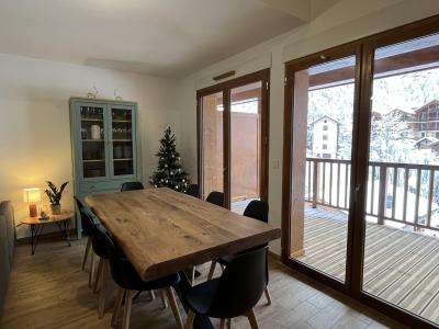 Rent in ski resort 4 room duplex apartment 8 people (23) - Coeur du Village - Pralognan-la-Vanoise - Living room
