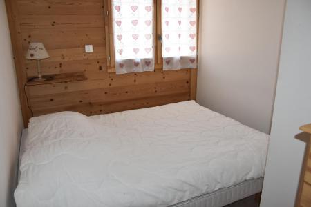 Rent in ski resort 3 room apartment 6 people (AIGAOUT03) - Résidence l'Aiguille d'Août - Pralognan-la-Vanoise - Bedroom