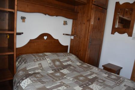 Rent in ski resort 3 room apartment 5 people (1) - Résidence les 4 Saisons - Pralognan-la-Vanoise - Bedroom