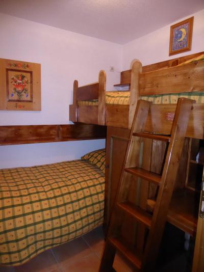 Skiverleih 3-Zimmer-Appartment für 4 Personen (3B) - Résidence les Alpages de Pralognan B - Pralognan-la-Vanoise - Schlafzimmer