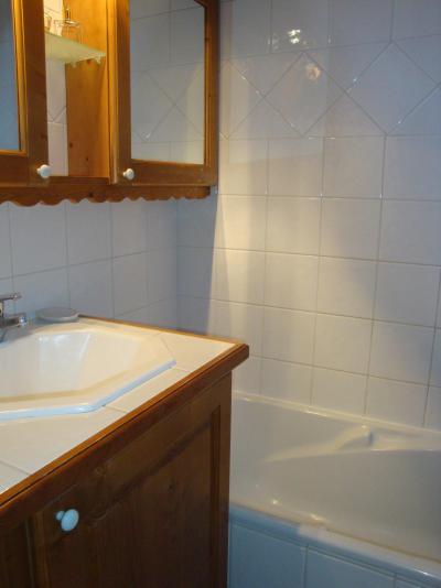 Location au ski Appartement duplex 4 pièces 8 personnes (19) - Résidence les Alpages de Pralognan D - Pralognan-la-Vanoise - Salle d'eau