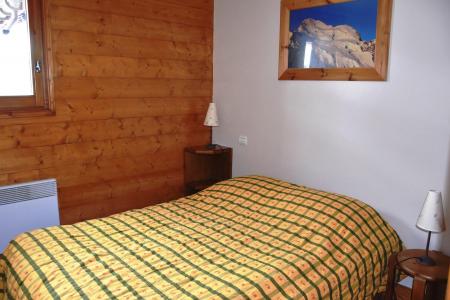 Rent in ski resort 3 room apartment 4 people (5) - Résidence les Alpages de Pralognan E - Pralognan-la-Vanoise - Bedroom