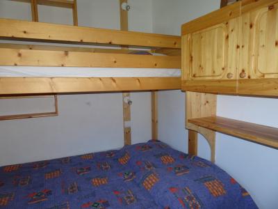 Rent in ski resort 3 room apartment 5 people (6) - Résidence les Alpages de Pralognan F - Pralognan-la-Vanoise - Bedroom
