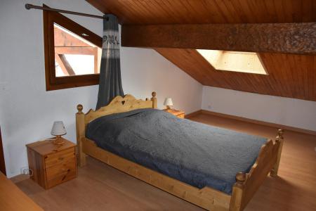 Rent in ski resort 3 room apartment 6 people (6) - Résidence les Aroles - Pralognan-la-Vanoise - Bedroom