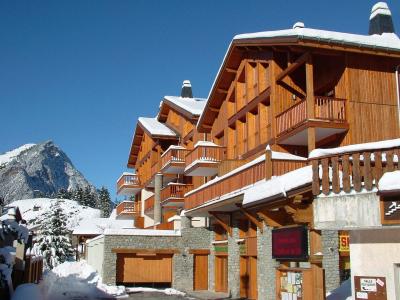 Rent in ski resort Résidence les Chalets du Vallonnet - Pralognan-la-Vanoise - Winter outside