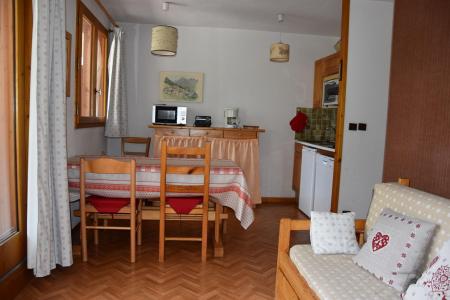 Rent in ski resort 3 room apartment 4 people (B3) - Résidence les Glaciers - Pralognan-la-Vanoise - Living room