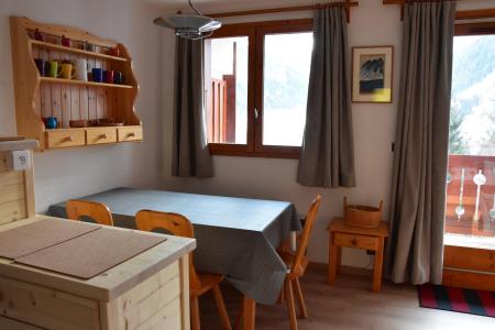 Rent in ski resort 3 room apartment 4 people (C4) - Résidence les Glaciers - Pralognan-la-Vanoise - Living room