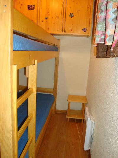 Rent in ski resort 3 room apartment cabin 6 people (2A) - Résidence les Hameaux de la Vanoise - Pralognan-la-Vanoise - Bedroom