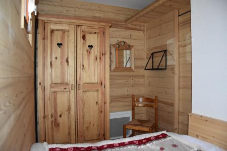 Rent in ski resort 2 room apartment 4 people (1) - Résidence les Pariettes - Pralognan-la-Vanoise - Bedroom