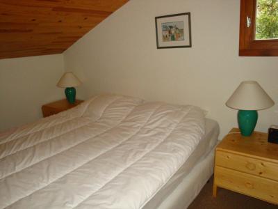 Rent in ski resort 3 room duplex apartment 6 people (AB1) - Résidence les Pariettes - Pralognan-la-Vanoise - Bedroom