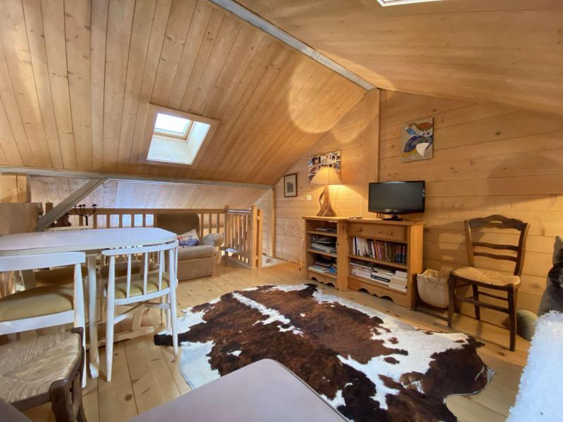 Rent in ski resort 5 room mezzanine apartment 8 people (002) - Chalet le Pré Joli - Praz sur Arly - Living room
