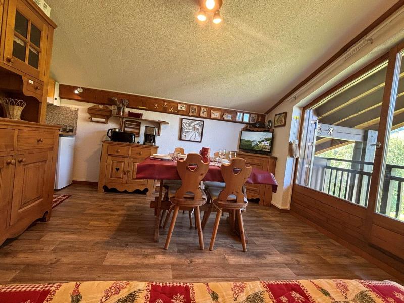 Rent in ski resort 2 room apartment 5 people (160) - Résidence Clos des Meurets - Praz sur Arly - Living room