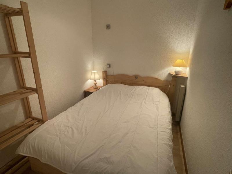 Rent in ski resort 2 room mezzanine apartment 5 people (B2L) - Résidence Clos des Meurets - Praz sur Arly - Bedroom