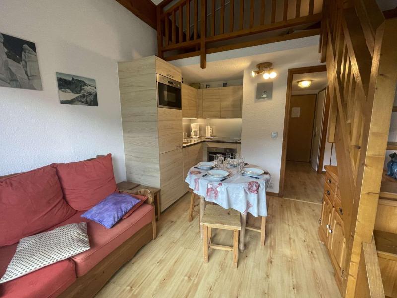 Rent in ski resort 2 room mezzanine apartment 5 people (B2L) - Résidence Clos des Meurets - Praz sur Arly - Living room