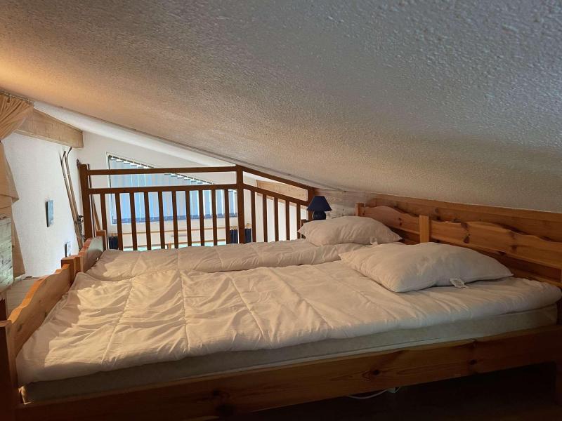 Wynajem na narty Apartament 2 pokojowy z antresolą 5 osób (B2L) - Résidence Clos des Meurets - Praz sur Arly - Antresola