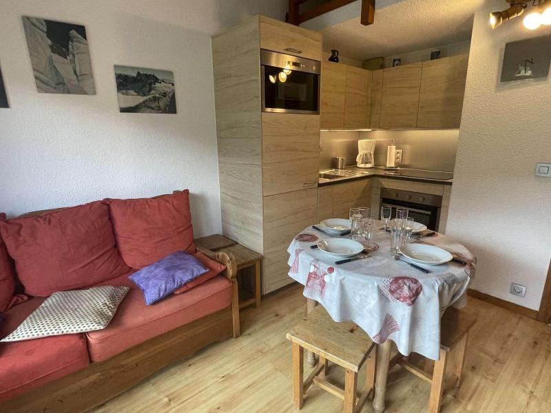 Wynajem na narty Apartament 2 pokojowy z antresolą 5 osób (B2L) - Résidence Clos des Meurets - Praz sur Arly - Pokój gościnny