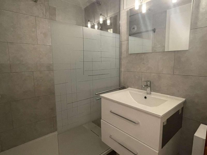 Alquiler al esquí Apartamento 2 piezas mezzanine para 5 personas (B2L) - Résidence Clos des Meurets - Praz sur Arly - Cuarto de ducha