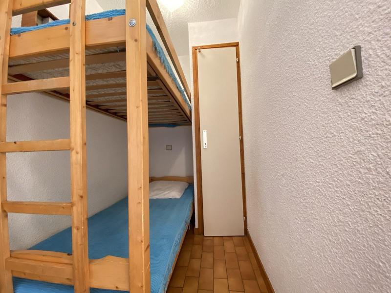 Alquiler al esquí Apartamento cabina para 4 personas (00F) - Résidence Clos des Meurets - Praz sur Arly - Alcoba