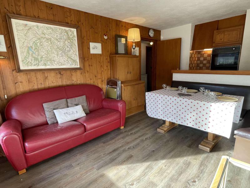 Rent in ski resort Studio cabin 4 people (B3H) - Résidence le Clos d'Arly - Praz sur Arly - Living room
