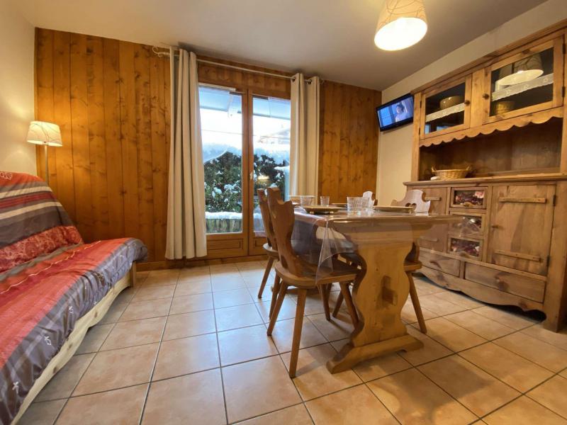 Rent in ski resort Studio sleeping corner 4 people (009) - Résidence le Hameau des Neiges - Praz sur Arly - Living room