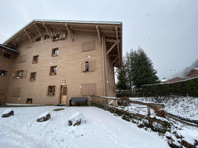 Ski verhuur Appartement 2 kamers 8 personen (B9) - Résidence le Nantoran - Praz sur Arly - Buiten winter