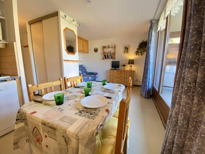 Ski verhuur Studio bergnis 4 personen (4208) - Résidence les Balcons d'Arly - Praz sur Arly - Woonkamer