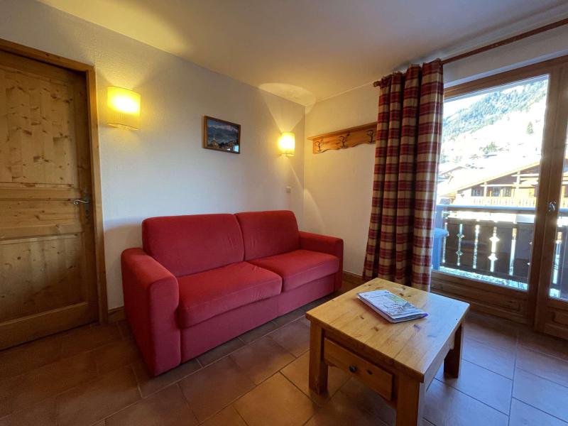 Rent in ski resort Studio cabin 4 people (210) - Résidence les Ecrins - Praz sur Arly - Living room