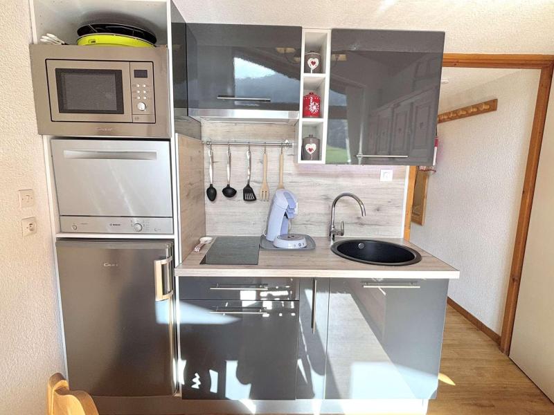 Location au ski Studio 3 personnes (B69) - Résidence Praz Village - Praz sur Arly - Appartement