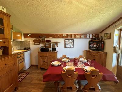 Rent in ski resort 2 room apartment 5 people (160) - Résidence Clos des Meurets - Praz sur Arly - Living room