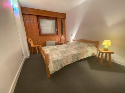 Rent in ski resort 2 room apartment sleeping corner 5 people (01D) - Résidence le Clos d'Arly - Praz sur Arly - Double bed