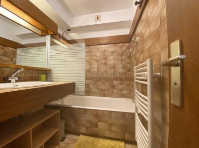 Soggiorno sugli sci Appartamento 2 stanze con alcova per 5 persone (01D) - Résidence le Clos d'Arly - Praz sur Arly - Vasca da bagno