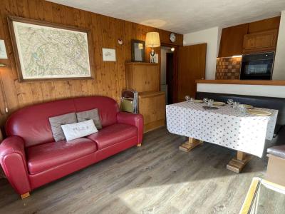 Ski verhuur Studio cabine 4 personen (B3H) - Résidence le Clos d'Arly - Praz sur Arly - Woonkamer