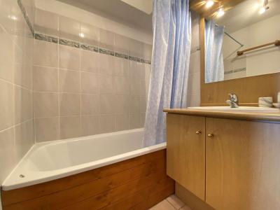 Rent in ski resort 3 room apartment 6 people (222) - Résidence les Alpages - Praz sur Arly - Bath-tub