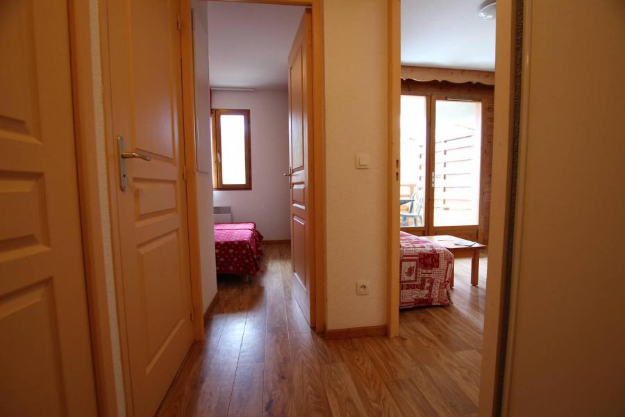 Rent in ski resort 2 room apartment 4 people (A301) - La Résidence le Hameau des Ecrins - Puy-Saint-Vincent - Apartment