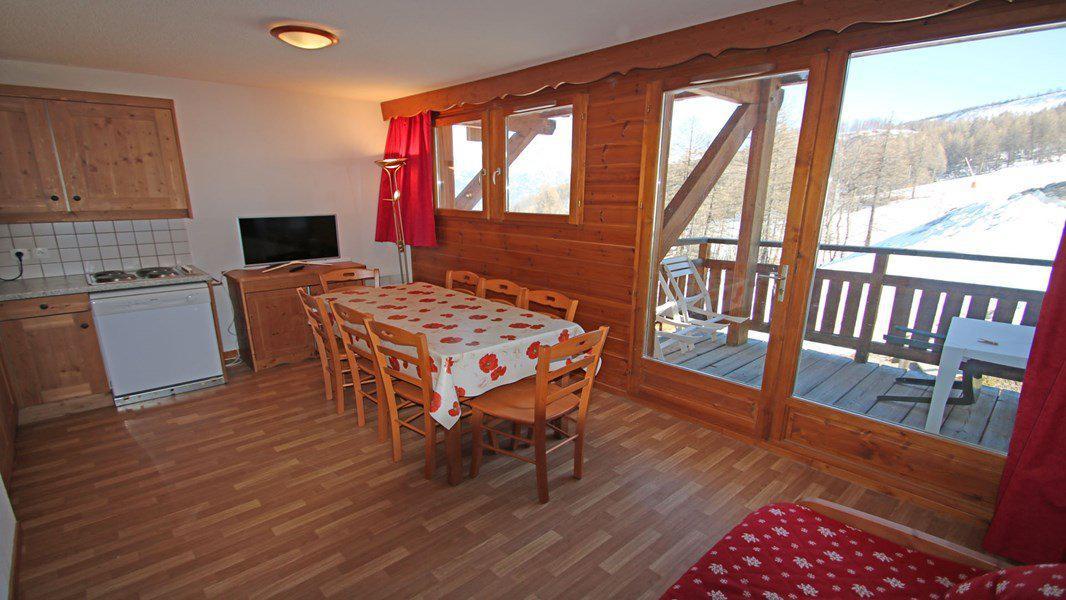 Rent in ski resort 4 room apartment 6 people (C112) - Résidence Hameau des Ecrins - Puy-Saint-Vincent - Living room