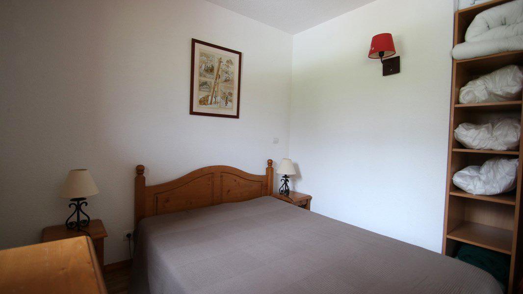 Rent in ski resort 2 room apartment cabin 6 people (205) - Résidence La Dame Blanche - Puy-Saint-Vincent - Bedroom