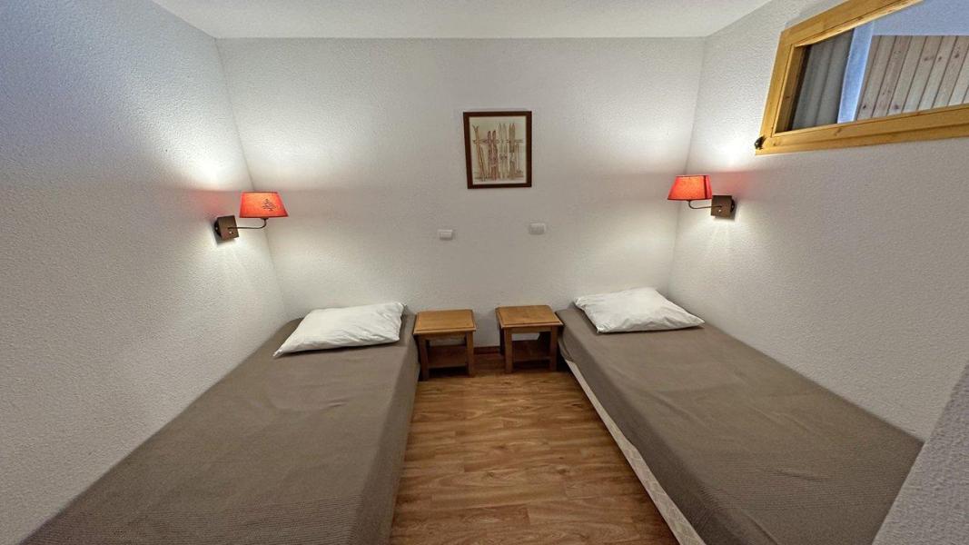 Rent in ski resort 2 room apartment cabin 6 people (208) - Résidence La Dame Blanche - Puy-Saint-Vincent