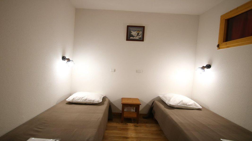 Soggiorno sugli sci Appartamento 2 stanze con cabina per 6 persone (008) - Résidence La Dame Blanche - Puy-Saint-Vincent