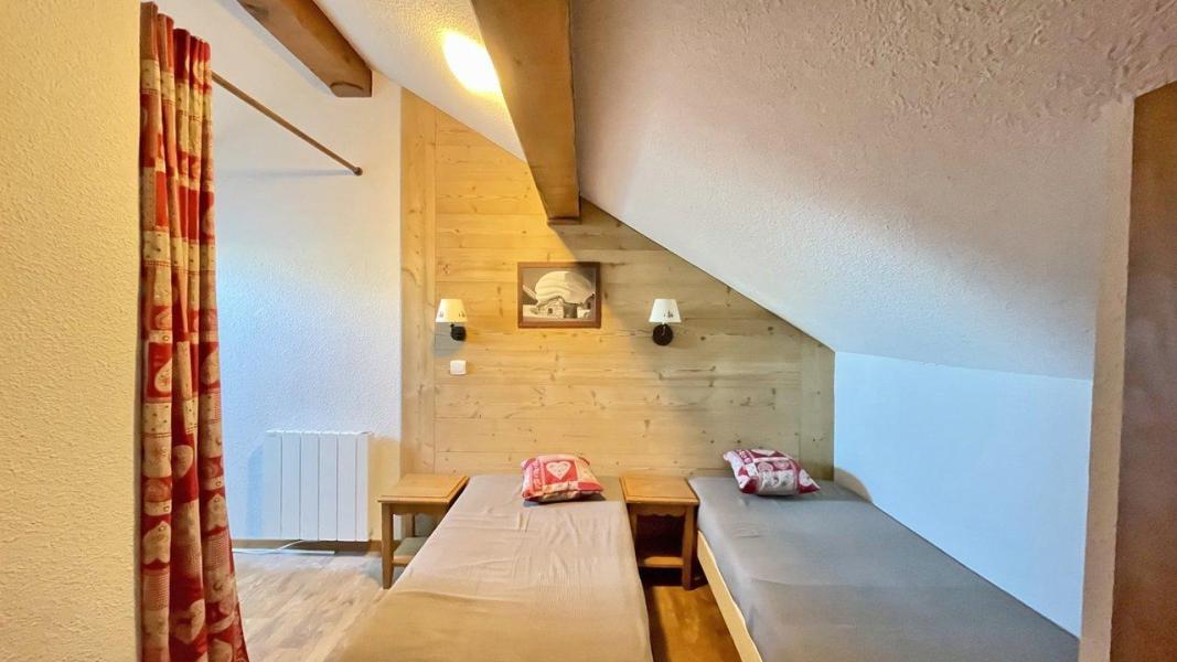 Rent in ski resort 4 room duplex apartment 10 people (C31) - Résidence La Dame Blanche - Puy-Saint-Vincent