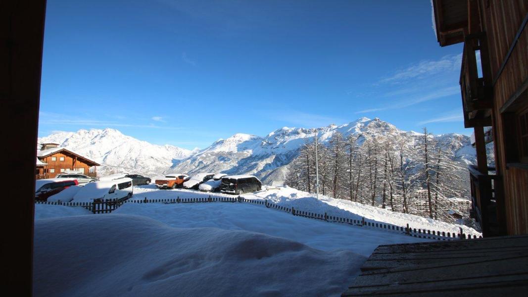 Rent in ski resort 3 room apartment 6 people (AC11) - Résidence La Dame Blanche - Puy-Saint-Vincent - Winter outside