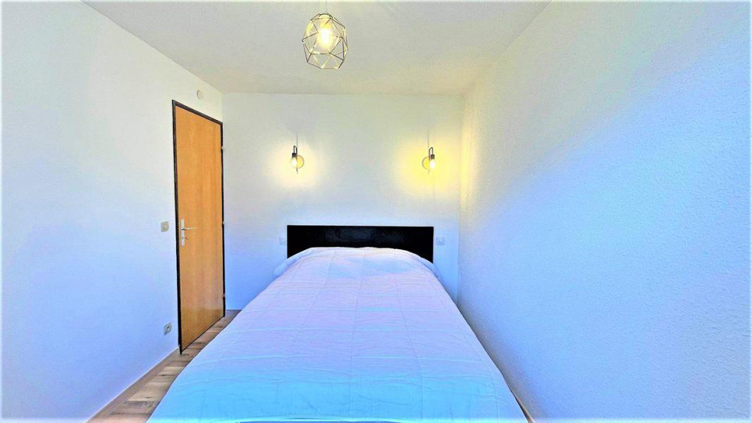 Rent in ski resort 3 room apartment 6 people (4) - Résidence Le Chalet - Puy-Saint-Vincent - Apartment