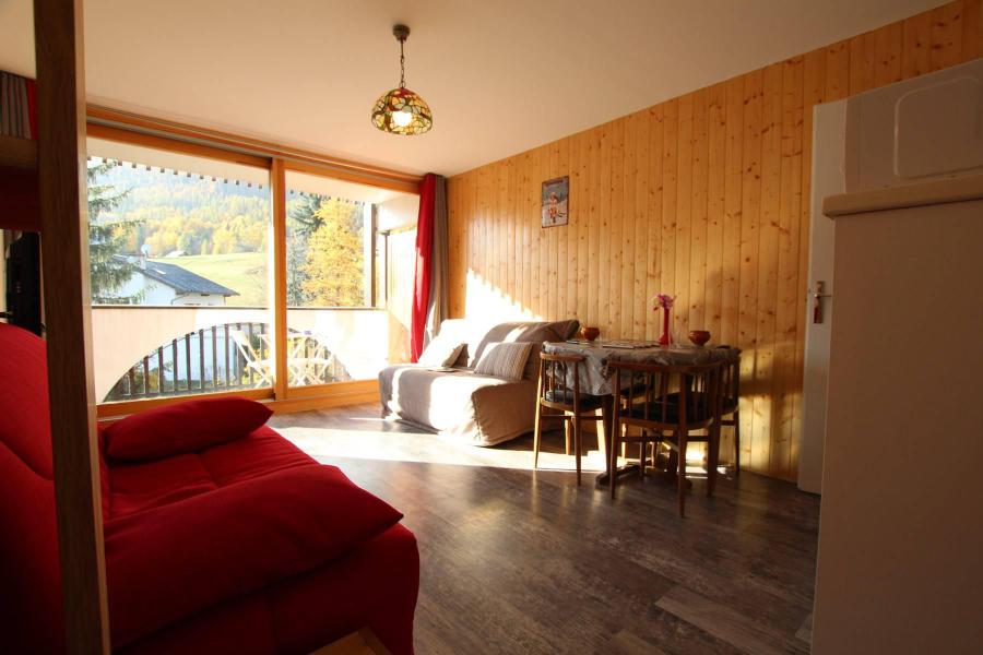Location au ski Studio 2 personnes (022) - Résidence le Chamois - Puy-Saint-Vincent - Appartement