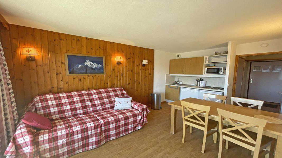 Rent in ski resort 3 room apartment 6 people (A101) - Résidence Parc aux Etoiles - Puy-Saint-Vincent - Living room