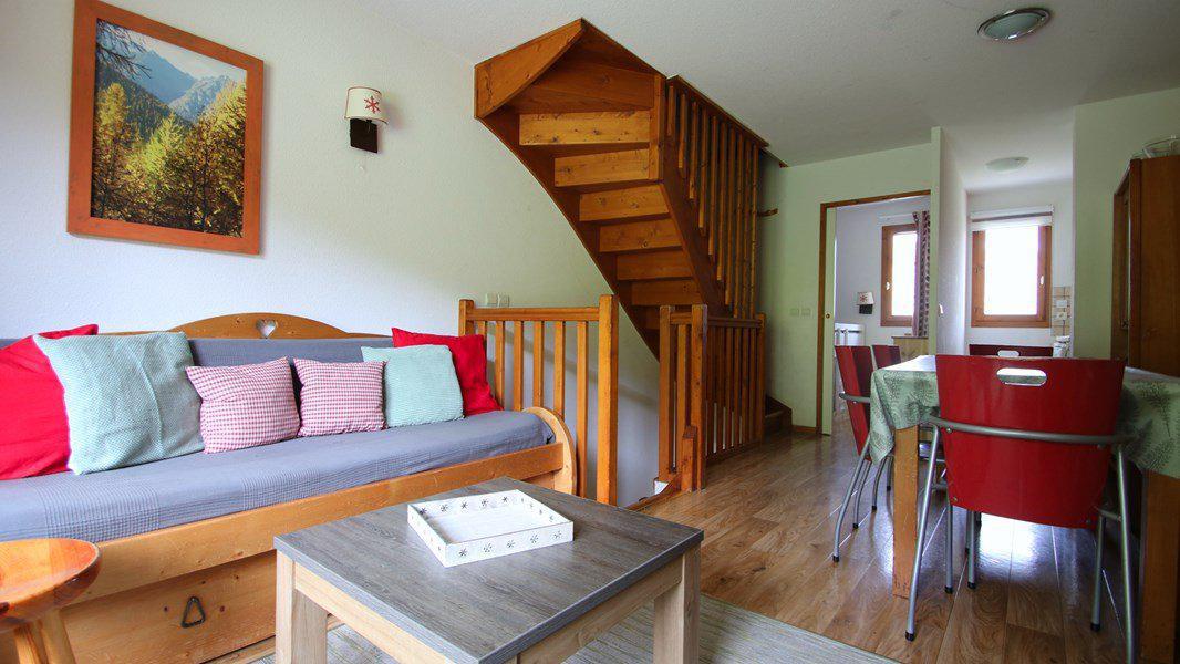 Rent in ski resort 5 room triplex apartment 8 people (CH26) - Résidence Parc aux Etoiles - Puy-Saint-Vincent