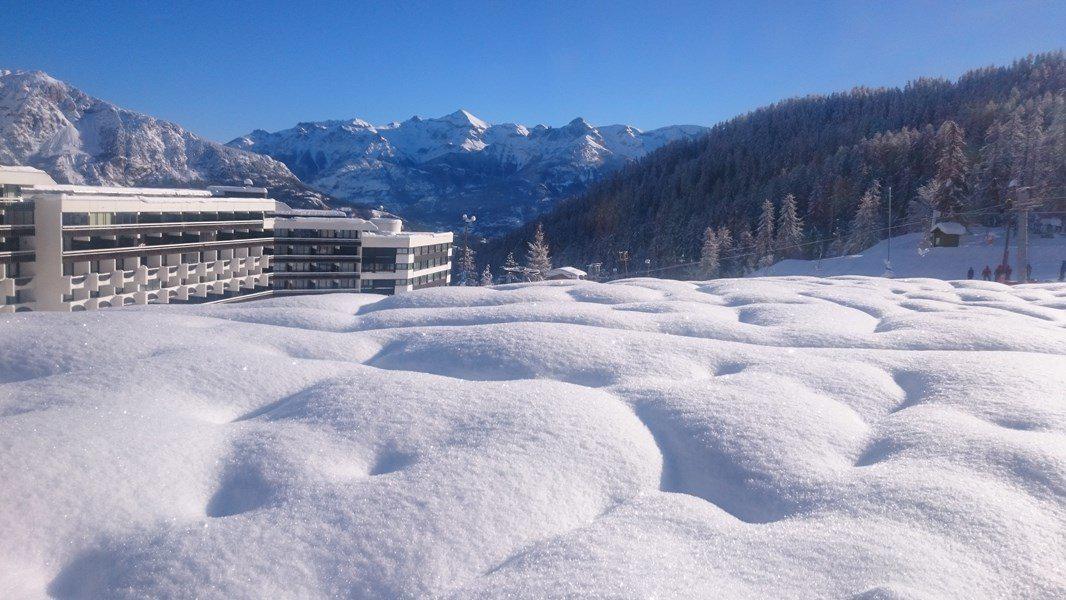 Location au ski Studio coin montagne 4 personnes (806) - Résidence Valgardena - Puy-Saint-Vincent - Extérieur hiver